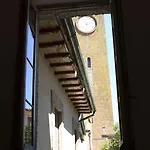 Posta - Palazzo Guidoni 2*