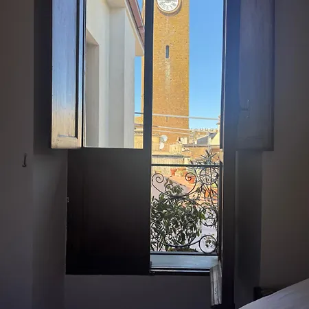 Posta - Palazzo Guidoni 2*