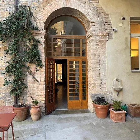 Hotel Posta - Palazzo Guidoni 2*
